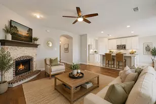 1217 Roadrunner Dr, Little Elm, TX 75068 - Photo 5