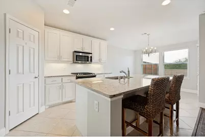 1217 Roadrunner Drive, Little Elm, TX 75068 - Photo 5
