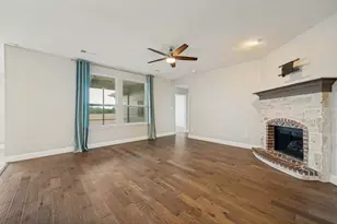 1217 Roadrunner Dr, Little Elm, TX 75068 - Photo 7