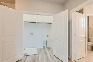 2404 Freshwater Ln, McKinney, TX 75071 - Photo 11