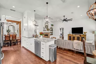 148 Saddle Brook Dr, Hudson Oaks, TX 76087 - Photo 21