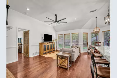 148 Saddle Brook Drive, Hudson Oaks, TX 76087 - Photo 17