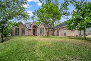 148 Saddle Brook Dr, Hudson Oaks, TX 76087 - Photo 3