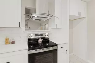 7208 Stonybrooke Dr, North Richland Hills, TX 76182 - Photo 9