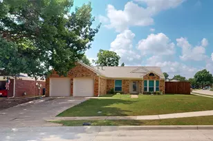 1317 Colonial Pl, Flower Mound, TX 75028 - Photo 1