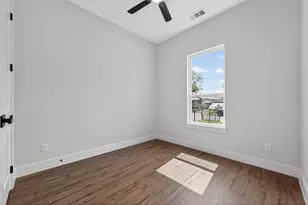 3711 Metropolitan Ave, Dallas, TX 75210 - Photo 5