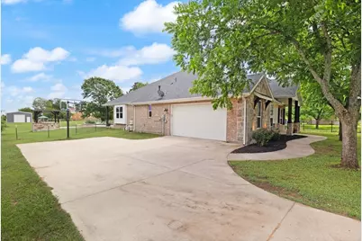 7773 Berry Road, Burleson, TX 76028 - Photo 15