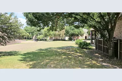 1200 Winding Brook Drive, Garland, TX 75044 - Photo 13