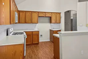 6220 Reddenson Dr, Fort Worth, TX 76132 - Photo 9