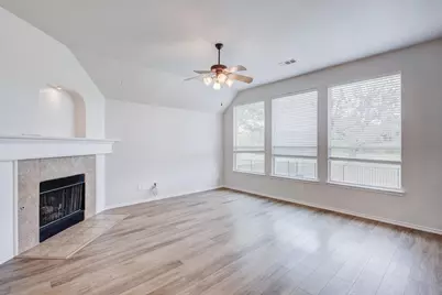 512 Wentworth Drive, McKinney, TX 75072 - Photo 11
