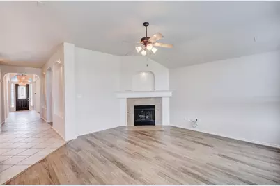 512 Wentworth Drive, McKinney, TX 75072 - Photo 9