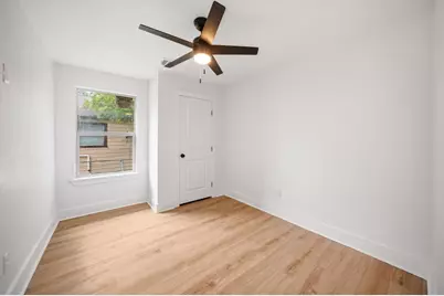 1503 E 9th Avenue, Corsicana, TX 75110 - Photo 9