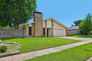 3704 Fort Hunt Dr, Arlington, TX 76016 - Photo 3
