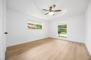 9130 Windcrest Dr, Dallas, TX 75243 - Photo 17