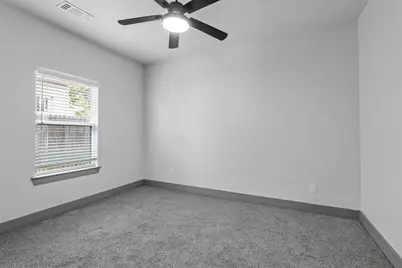 405 W Hull Street, Denison, TX 75020 - Photo 7