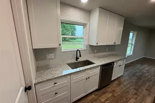 105 Paige St, Weatherford, TX 76088 - Photo 5