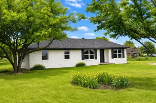 105 Paige St, Weatherford, TX 76088 - Photo 1