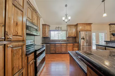 1006 Rikkity Lane, Mt Pleasant, TX 75455 - Photo 11