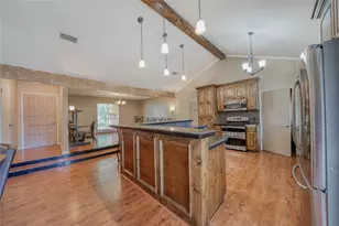 1006 Rikkity Ln, Mt Pleasant, TX 75455 - Photo 7