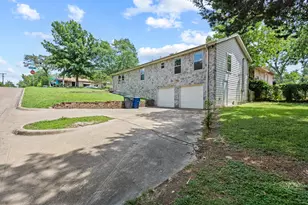 1303 Arizona Ave, Dallas, TX 75216 - Photo 7
