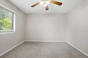 6735 Woodhill Rd, Dallas, TX 75217 - Photo 19
