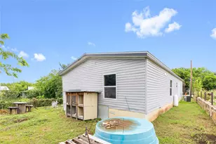 604 S 1st St, San Saba, TX 76877 - Photo 9