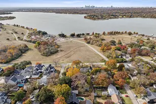 9427 Hobart St, Dallas, TX 75218 - Photo 29