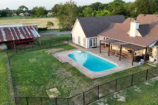 899 Co Rd 1555, Bonham, TX 75418 - Photo 33