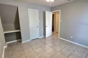 1308 Memory Ln, Arlington, TX 76011 - Photo 7