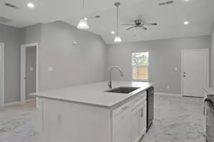 1542 Caldwell St, Dallas, TX 75223 - Photo 13