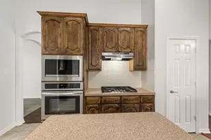 9 Roosevelt Ct, Mansfield, TX 76063 - Photo 7