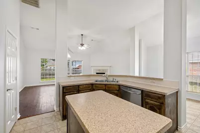 9 Roosevelt Court, Mansfield, TX 76063 - Photo 5
