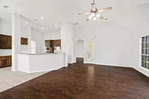 9 Roosevelt Ct, Mansfield, TX 76063 - Photo 9