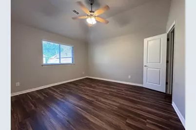 2524 Bill Moses Parkway, Farmers Branch, TX 75234 - Photo 13