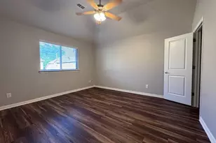 2524 Bill Moses Parkway, Farmers Branch, TX 75234 - Photo 13