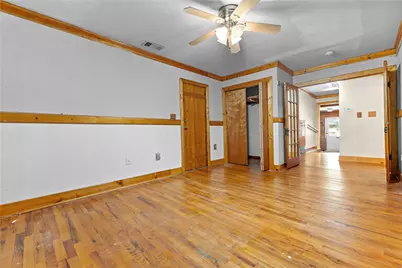 524 S Preston Street, Wolfe City, TX 75496 - Photo 11