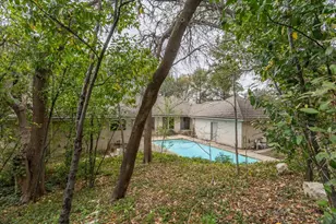 2001 Deepdale Dr, Westover Hills, TX 76107 - Photo 33