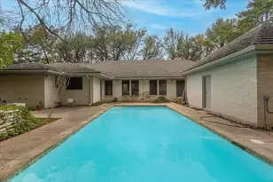 2001 Deepdale Dr, Westover Hills, TX 76107 - Photo 31