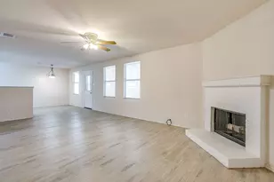 1313 Lauren Dr, Burleson, TX 76028 - Photo 13