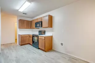 1313 Lauren Dr, Burleson, TX 76028 - Photo 19