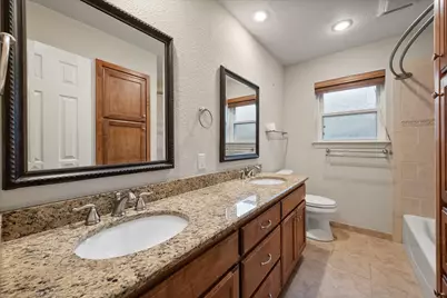 3008 Woodford Drive, Arlington, TX 76013 - Photo 11