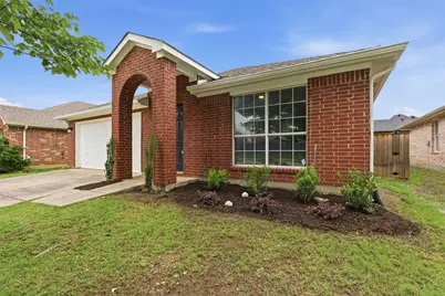 2051 Sunny Side Drive, Little Elm, TX 75068 - Photo 5