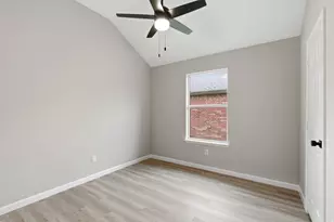 2051 Sunny Side Dr, Little Elm, TX 75068 - Photo 21