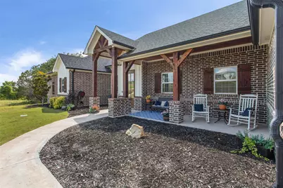 1064 Eagles Bluff Drive, Weatherford, TX 76087 - Photo 3
