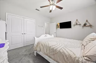 1010 Eva Dr, Greenville, TX 75402 - Photo 9