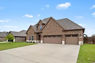 1010 Eva Dr, Greenville, TX 75402 - Photo 3