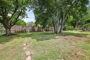 6441 Carousel Dr, Watauga, TX 76148 - Photo 13