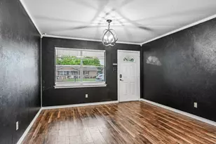 6324 Scotsdale Dr, Forest Hill, TX 76119 - Photo 9