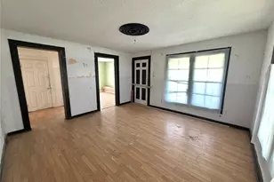 504 Edward St, Quinlan, TX 75474 - Photo 13