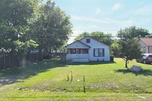 504 Edward St, Quinlan, TX 75474 - Photo 25